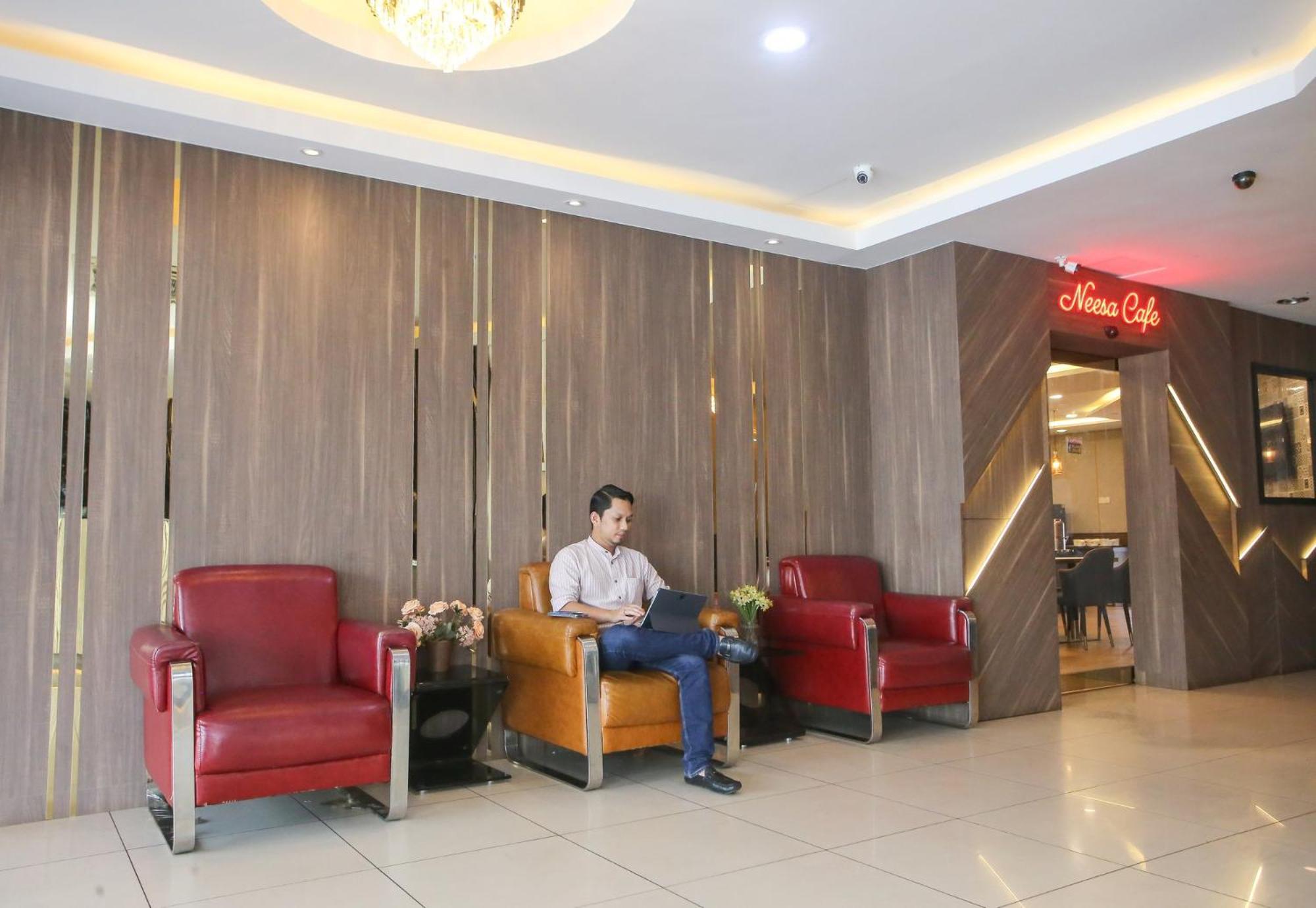 Golden Nasmir Hotel Sdn Bhd Bukit Mertajam Exterior foto